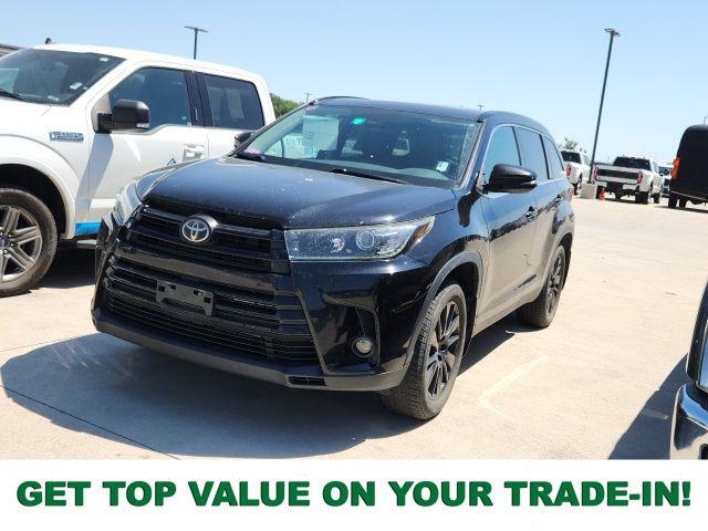2019 Toyota Highlander SE for sale in Loveland, CO