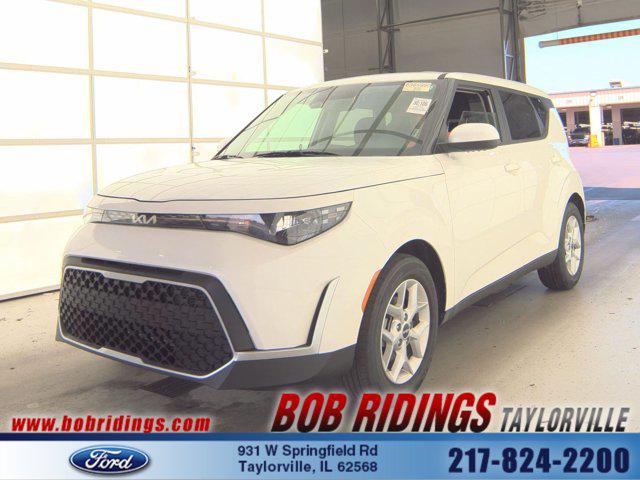 2025 Kia Soul LX for sale in Taylorville, IL