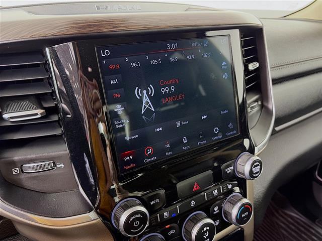 2019 Ram 1500 Laramie Crew Cab 4x4 6'4" Box