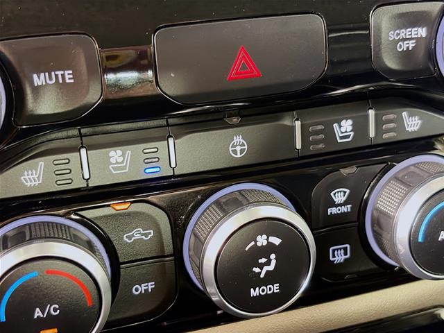 2019 Ram 1500 Laramie Crew Cab 4x4 6'4" Box