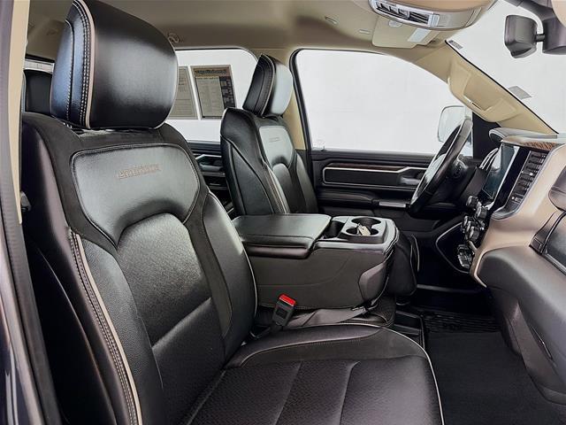 2019 Ram 1500 Laramie Crew Cab 4x4 6'4" Box