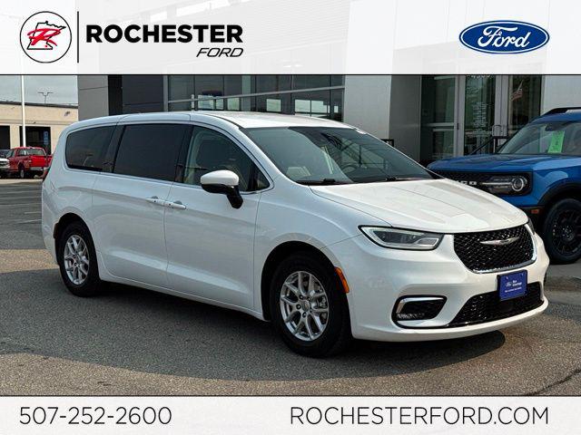 2023 Chrysler Pacifica Touring L for sale in Rochester, MN