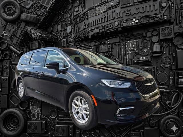 2024 Chrysler Pacifica Touring L for sale in Frankenmuth, MI