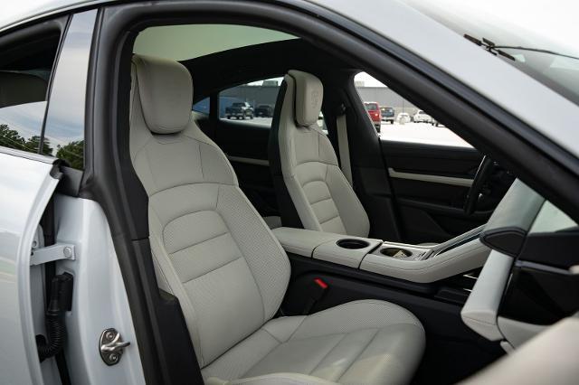 2023 Porsche Taycan Base