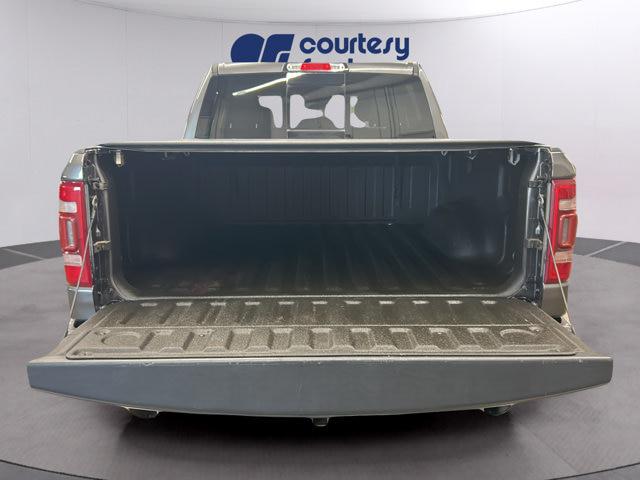 2022 Ram 1500 Laramie Crew Cab 4x4 57 Box