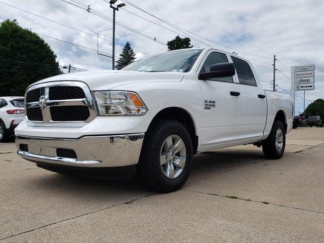 2022 RAM 1500 Classic SLT Crew Cab 4x4 57 Box