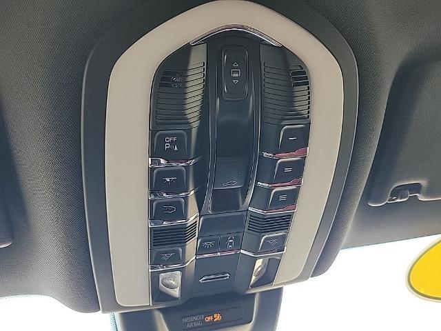 2021 Porsche Macan S