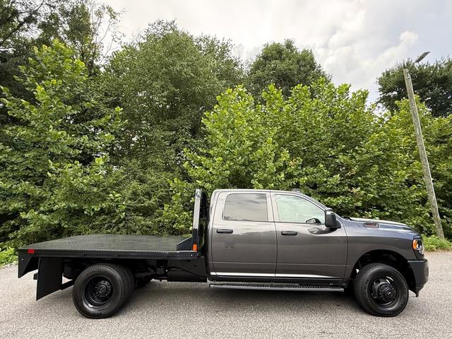 2024 Ram 3500 Tradesman/SLT/Laramie/Limited