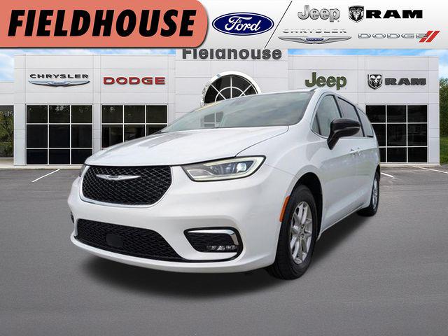 2024 Chrysler Pacifica Touring L for sale in Demotte, IN