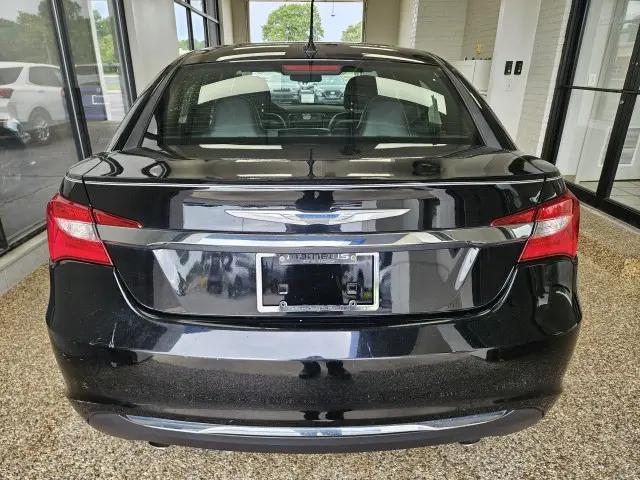 2013 Chrysler 200 Limited