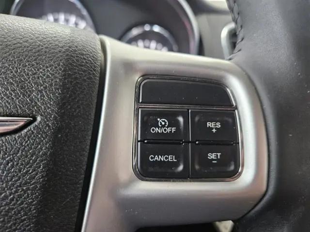 2013 Chrysler 200 Limited
