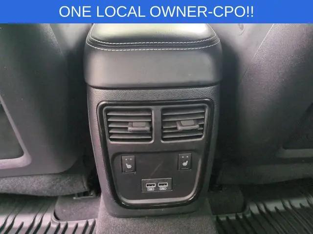 2023 Chrysler 300 300C
