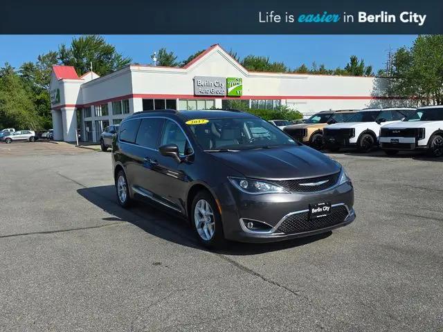 2017 Chrysler Pacifica Touring-L for sale in Williston, VT