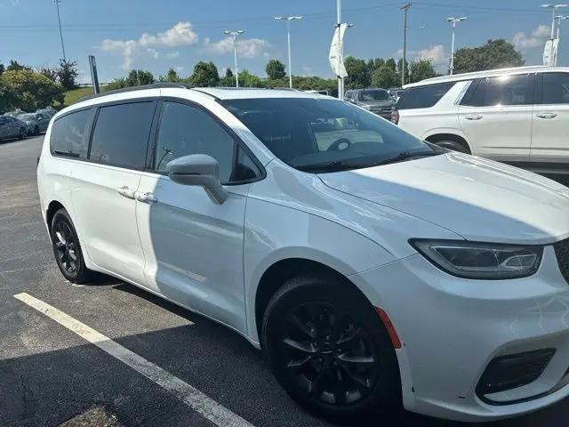 2021 Chrysler Pacifica Touring L