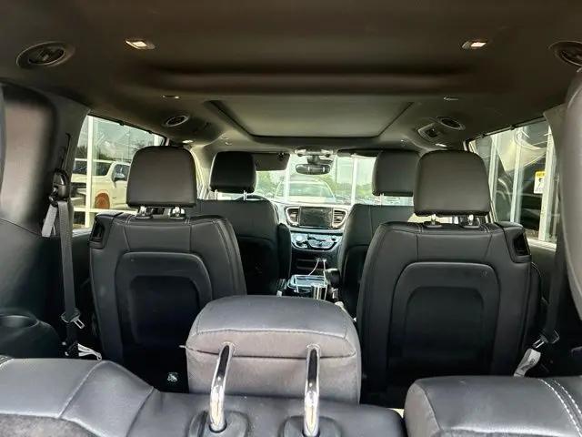 2021 Chrysler Pacifica Touring L