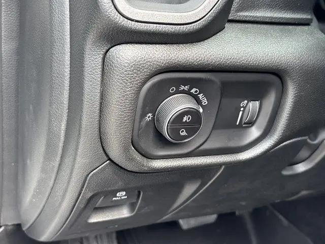 2026 Ram 1500 Warlock Crew Cab 4x4 57 Box