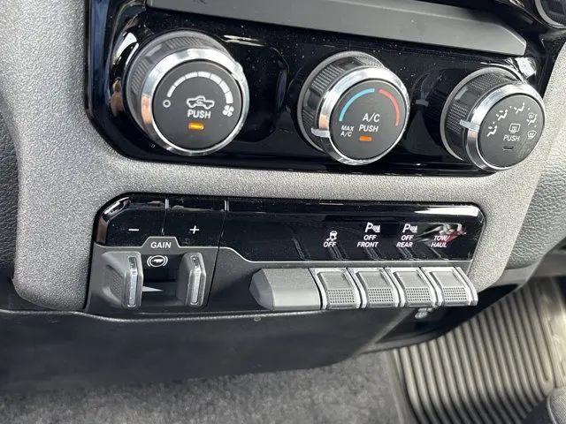 2026 Ram 1500 Warlock Crew Cab 4x4 57 Box