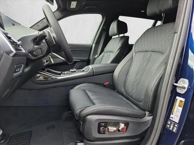 2027 BMW X7 M60i
