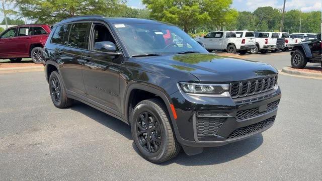 2026 Jeep Grand Cherokee L GRAND CHEROKEE L LAREDO ALTITUDE 4X4