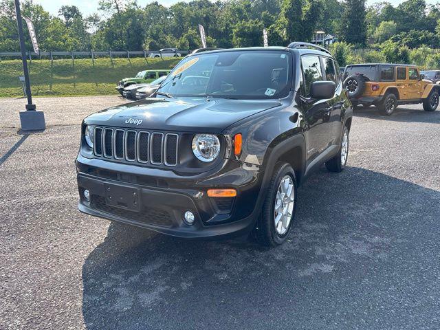 2023 Jeep Renegade Latitude 4x4 2023 Jeep Renegade Latitude 4x4