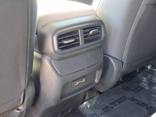 2023 Honda Pilot LX - Photo 19