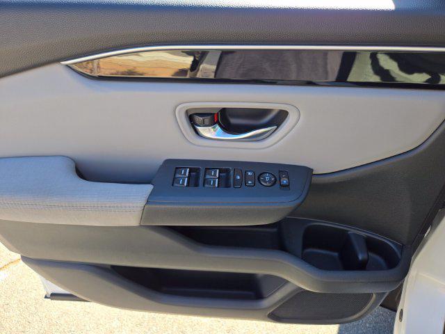 2023 Honda Pilot LX - Photo 26