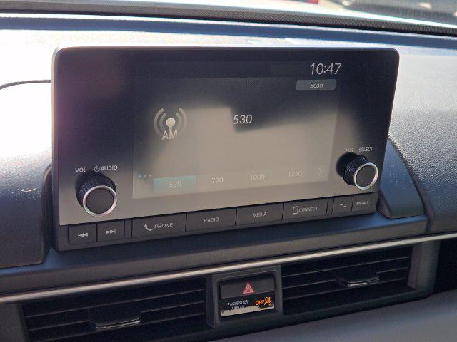 2023 Honda Pilot LX - Photo 32