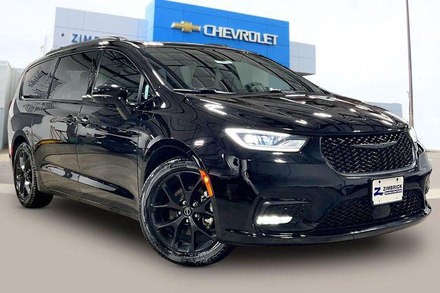 2025 Chrysler Pacifica Limited for sale in Sun Prairie, WI