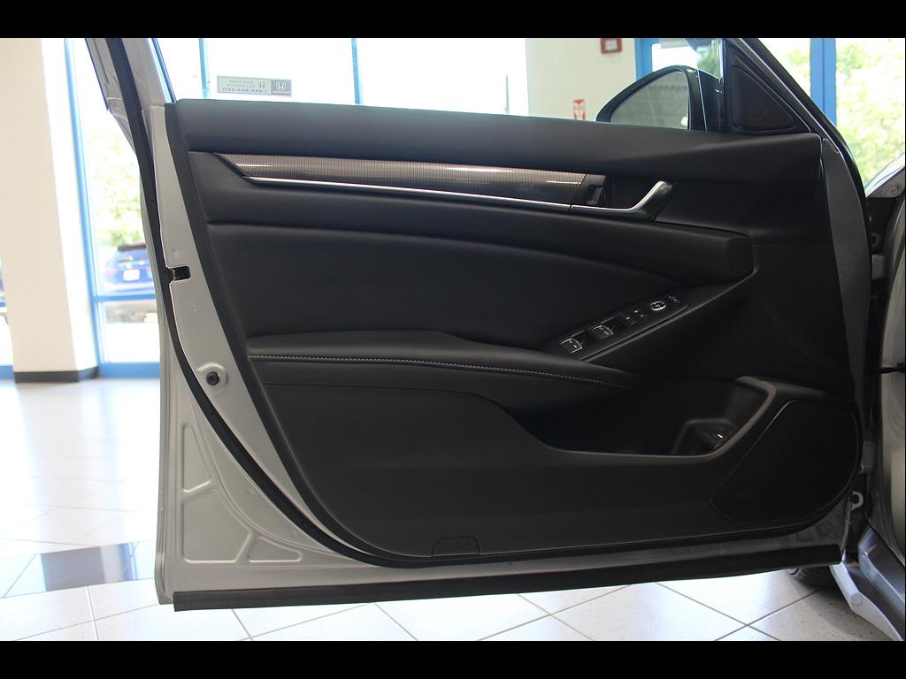 2022 Honda Accord Sport - Photo 15
