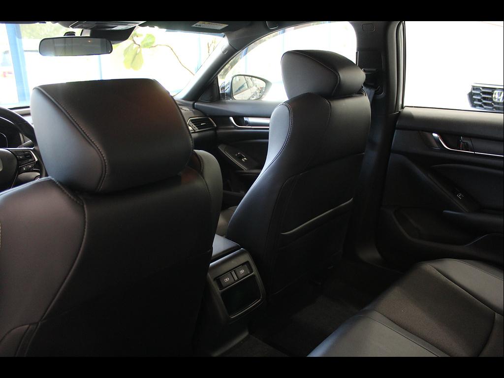 2022 Honda Accord Sport - Photo 16