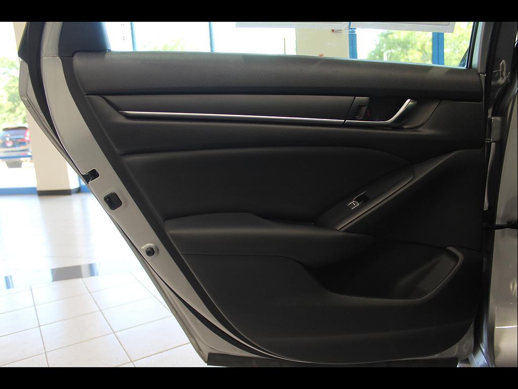 2022 Honda Accord Sport - Photo 18