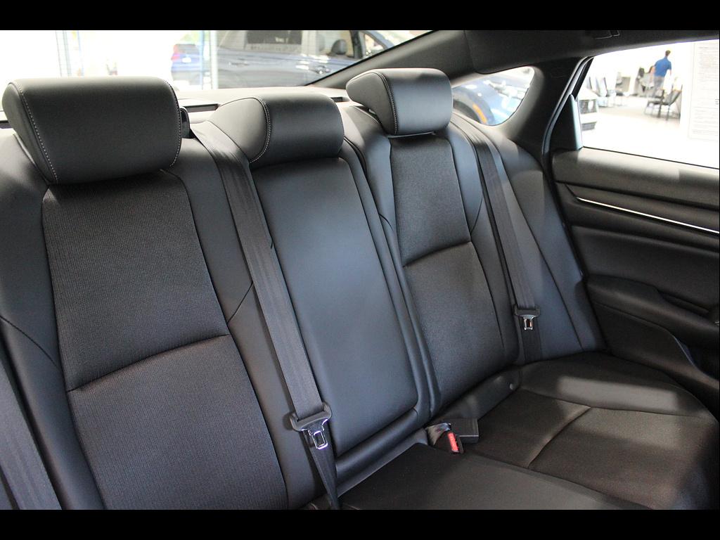 2022 Honda Accord Sport - Photo 21