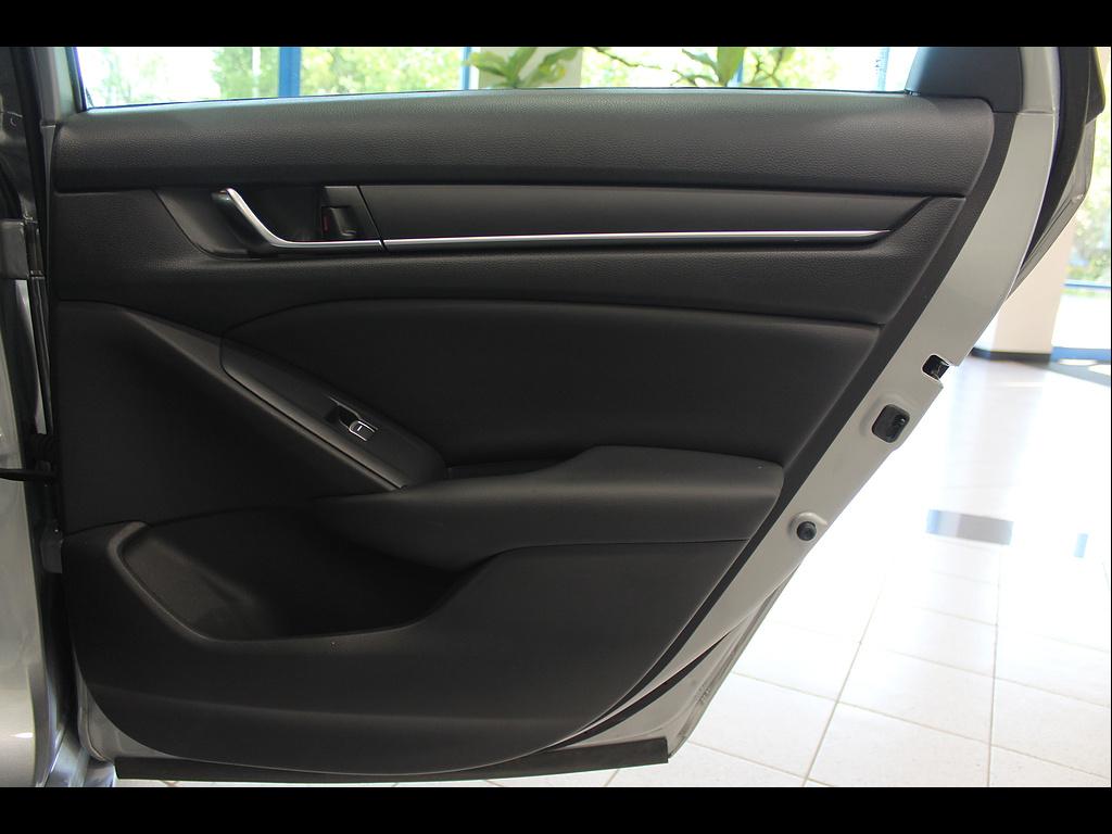2022 Honda Accord Sport - Photo 22