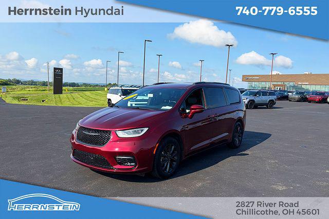 2021 Chrysler Pacifica Touring L