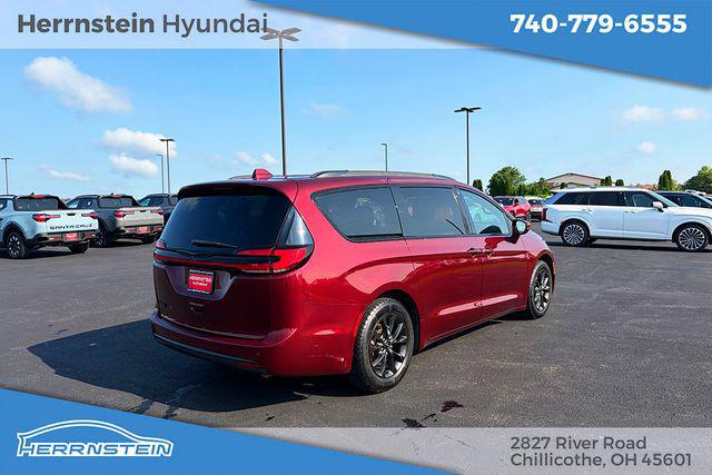 2021 Chrysler Pacifica Touring L