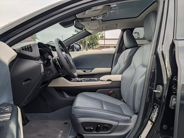 2024 Lexus 300 Premium