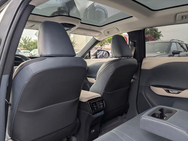 2024 Lexus 300 Premium