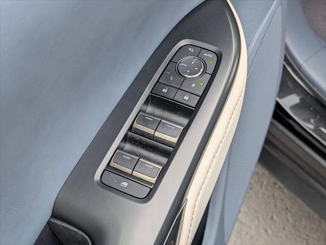 2024 Lexus 300 Premium