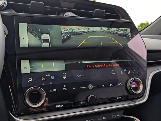 2024 Lexus 300 Premium