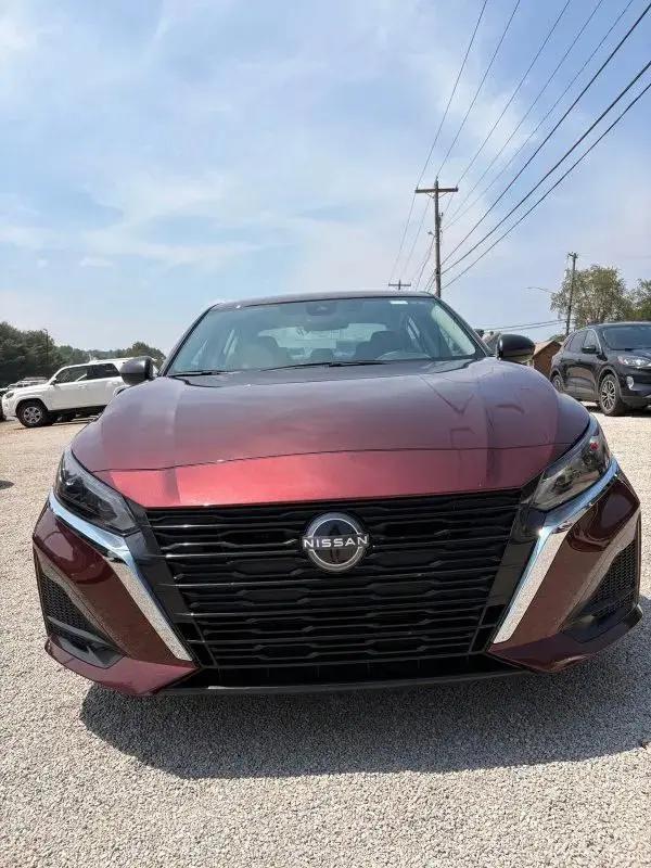 2025 Nissan Altima SV FWD for sale in Nelsonville, OH