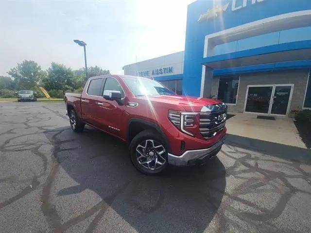 2025 GMC Sierra 1500 4WD Crew Cab Short Box SLT for sale in Bellefontaine, OH