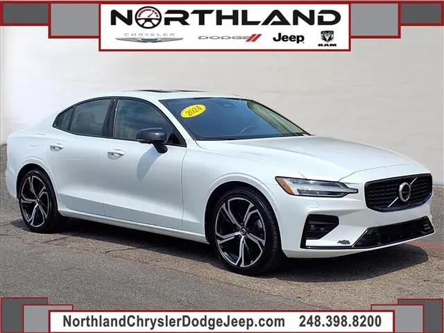 2024 Volvo S60 B5 Plus Dark Theme for sale in Oak Park, MI