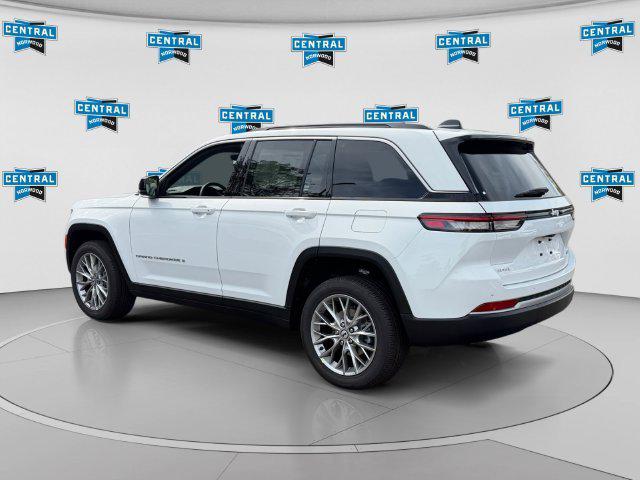 2027 Jeep Grand Cherokee GRAND CHEROKEE LIMITED 4X4