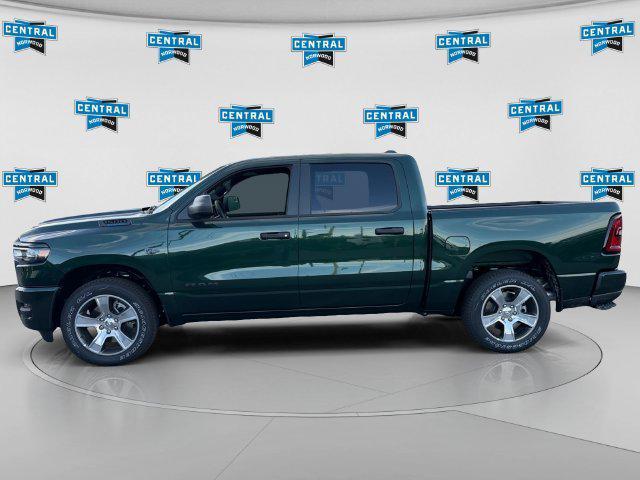 2027 RAM Ram 1500 RAM 1500 EXPRESS CREW CAB 4X4 57 BOX 2027 RAM Ram 1500 RAM 1500 EXPRESS CREW CAB 4X4 57 BOX