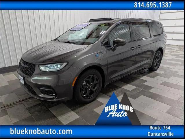 2022 Chrysler Pacifica Hybrid Limited for sale in Duncansville, PA