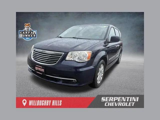 2014 Chrysler Town & Country Touring for sale in Willoughby Hills, OH