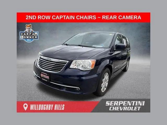 2014 Chrysler Town & Country Touring for sale in Willoughby Hills, OH