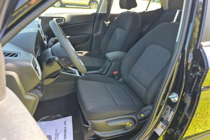 New 2026 Black Hyundai SE image 13