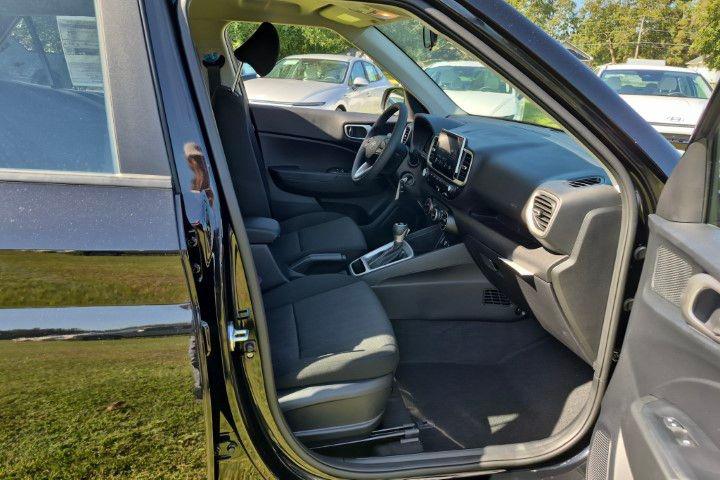 New 2026 Black Hyundai SE image 18