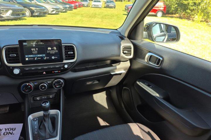New 2026 Black Hyundai SE image 19